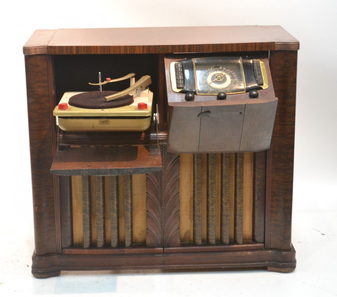 VINTAGE ZENITH RADIO PHONOGRAPH CONSOLE RADIO , Nov 01, 2014